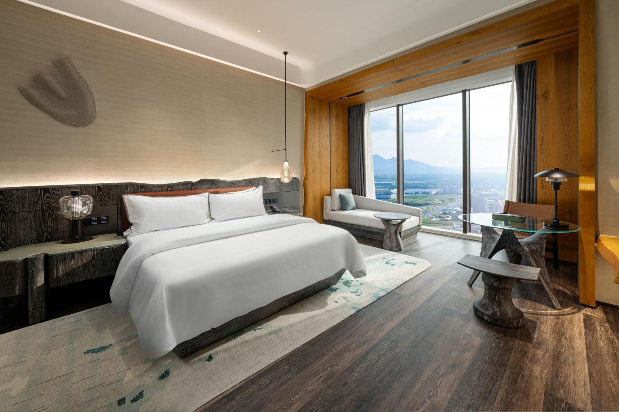 The Westin Yantai Hotell Exteriör bild