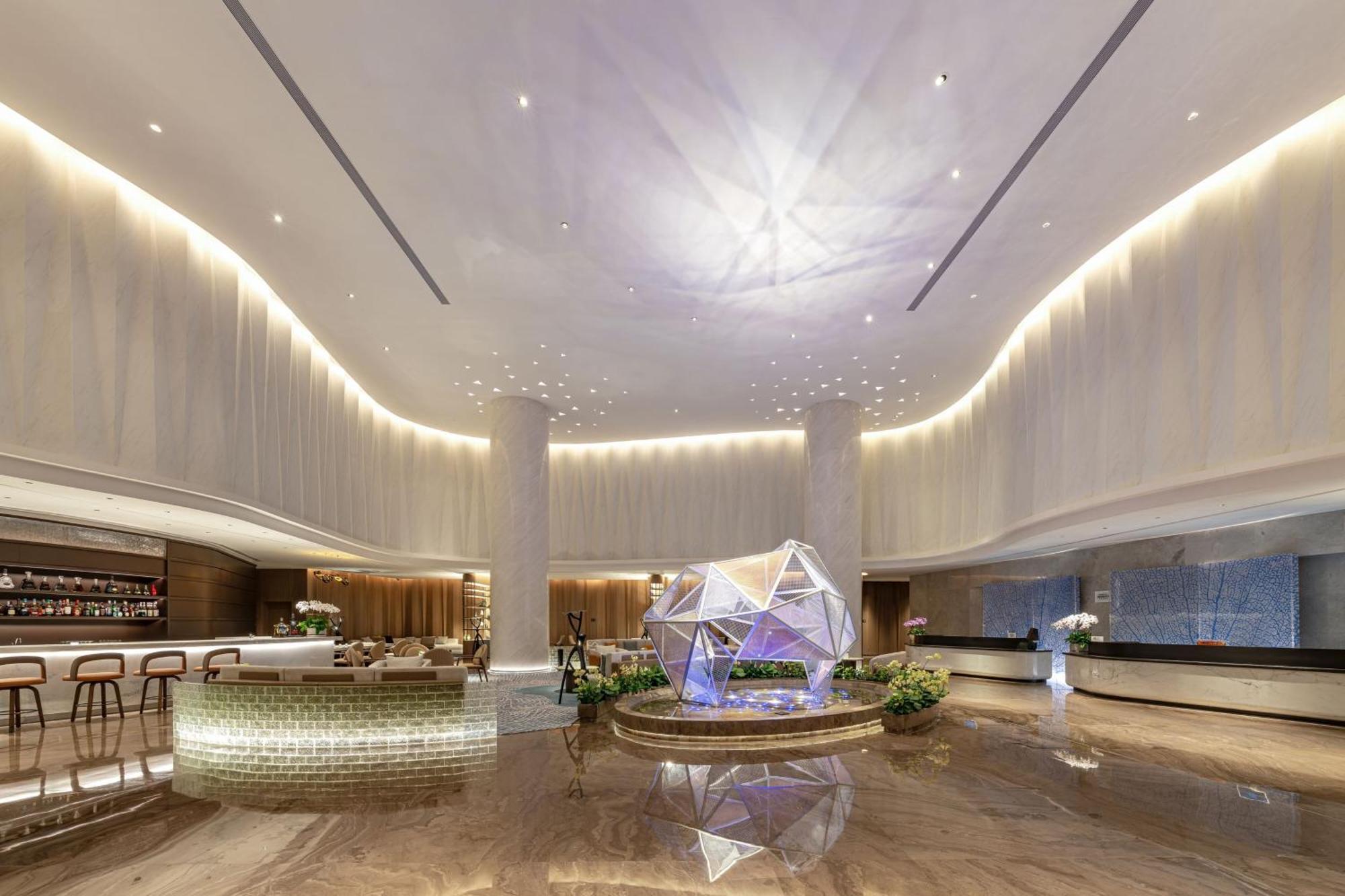The Westin Yantai Hotell Exteriör bild