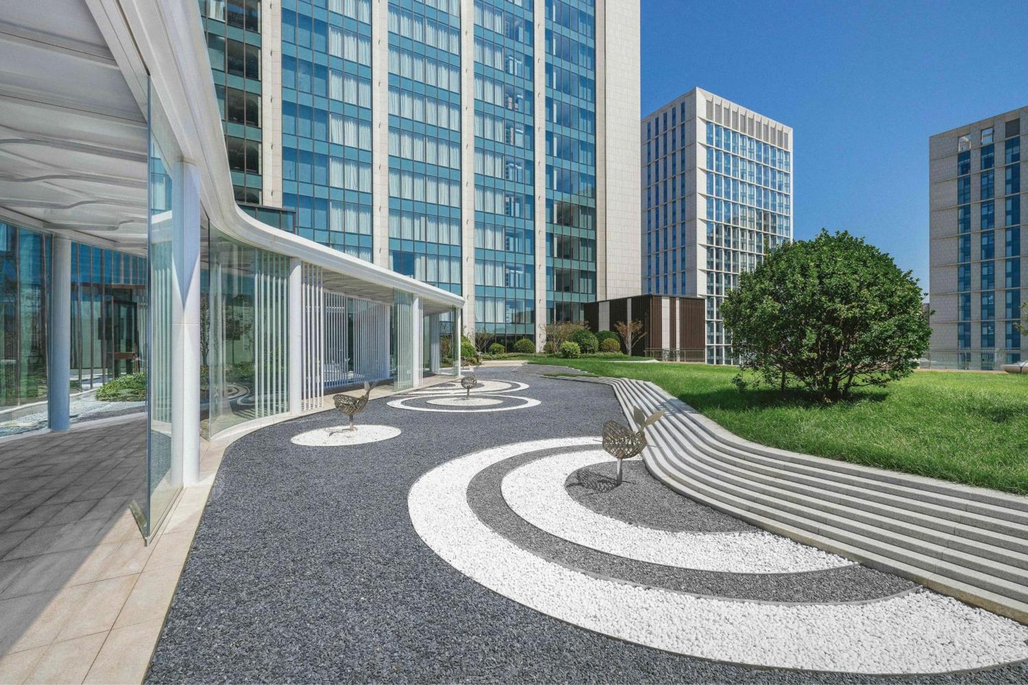 The Westin Yantai Hotell Exteriör bild